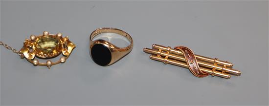 A yellow metal triple bar brooch, a citrine, pearl and yellow metal brooch and a 9ct gold and agate signet ring